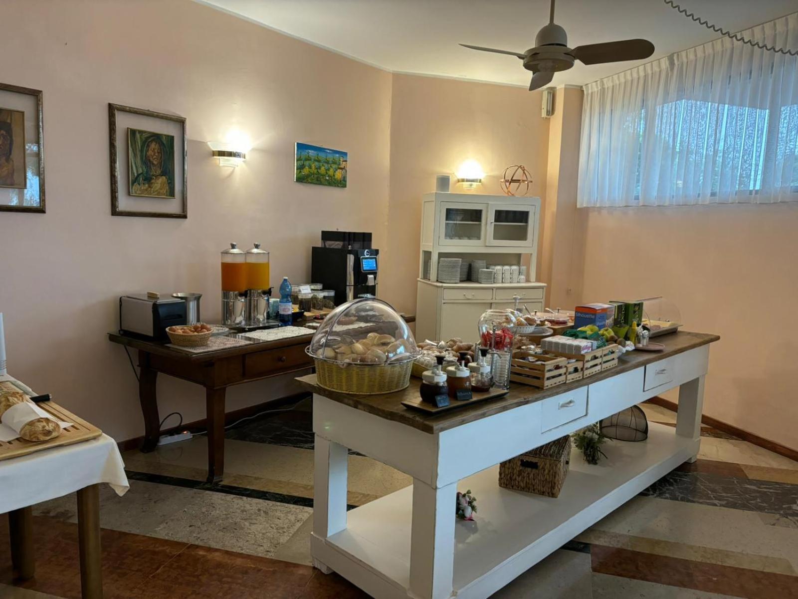 Residence Wieland Тори дел Бенако Екстериор снимка
